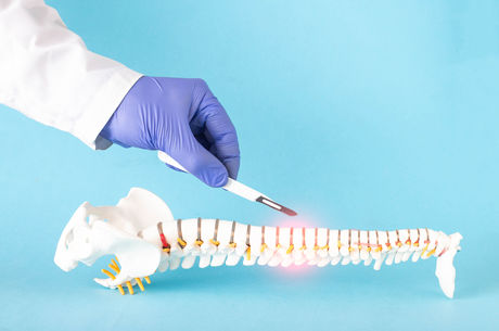 Neurosurgeon lays out principal benefits of minimally invasive spine surgery